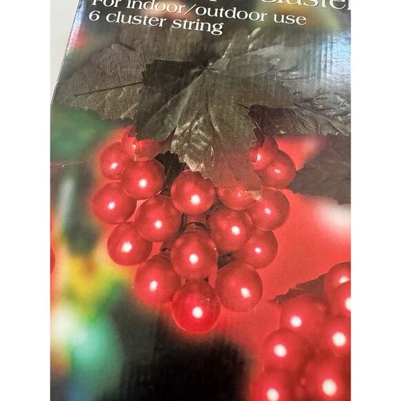 Vintage Set of RED GRAPE CLUSTER LIGHTS 6 Clusters On String Indoor/Outdoor NEW - Picture 2 of 9